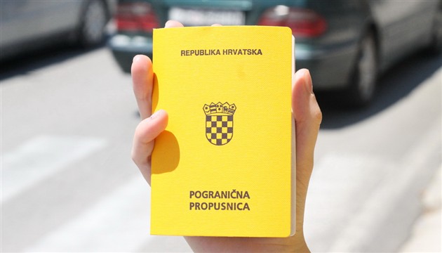 630 360 830 460