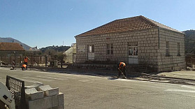 850 637 279 156